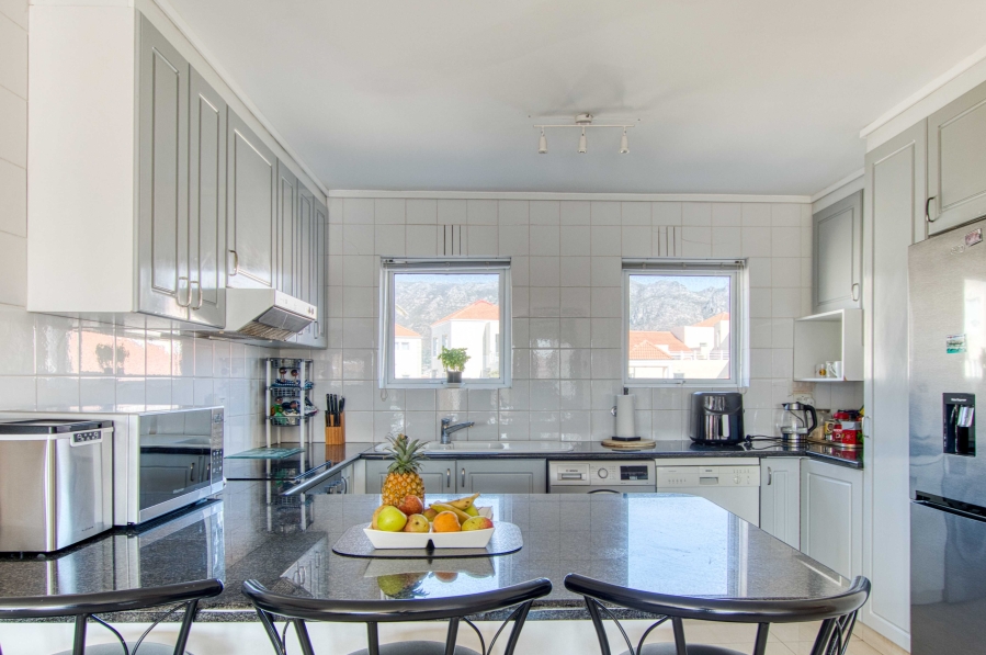 3 Bedroom Property for Sale in Harbour Island Western Cape